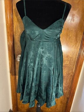 Deep Green Floral Jacquard Satin Midi Dress